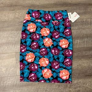 LuLaRoe Floral Rose Cassie Small NEW Blue, Purple and Pink